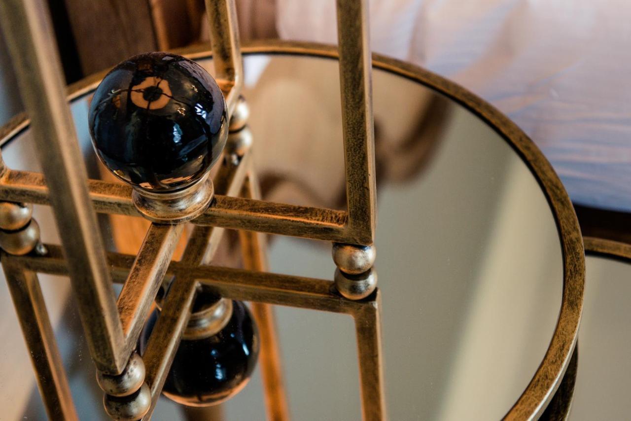 Saltmarshe Hall エクステリア 写真